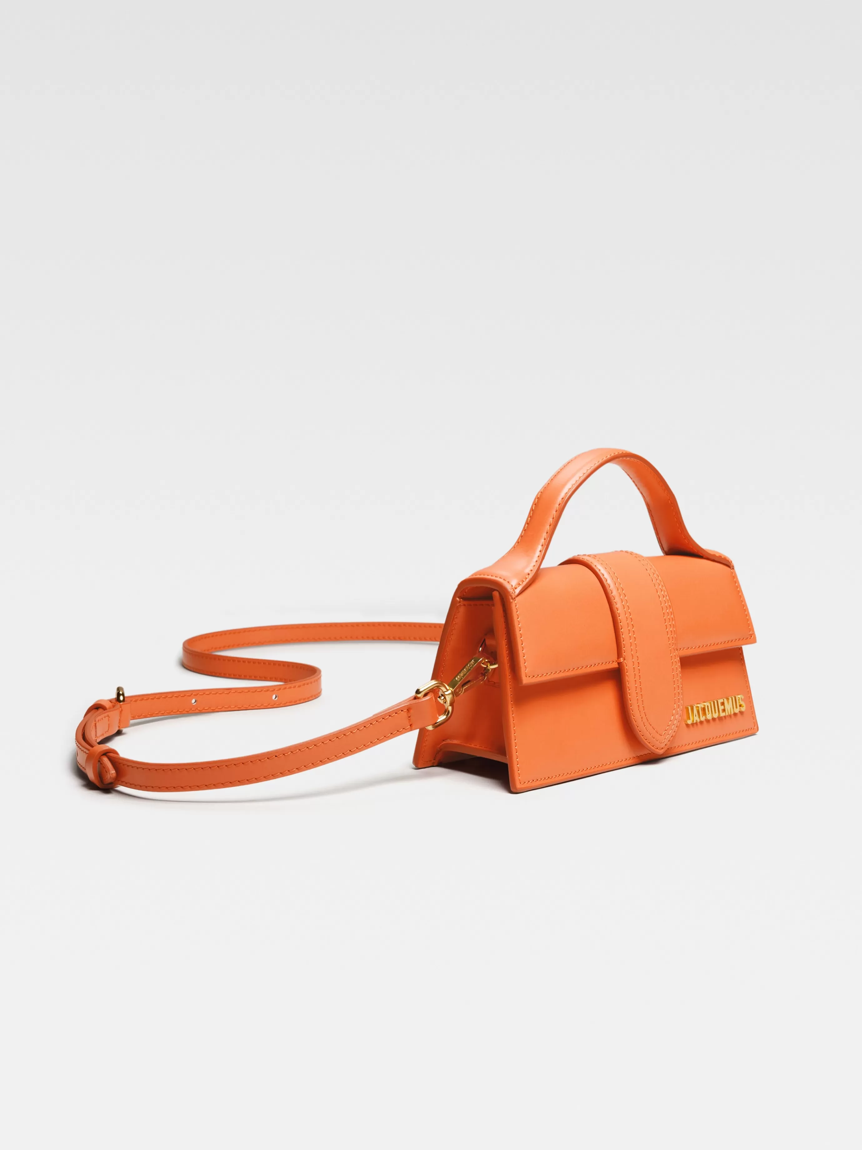 Jacquemus Le Bambino