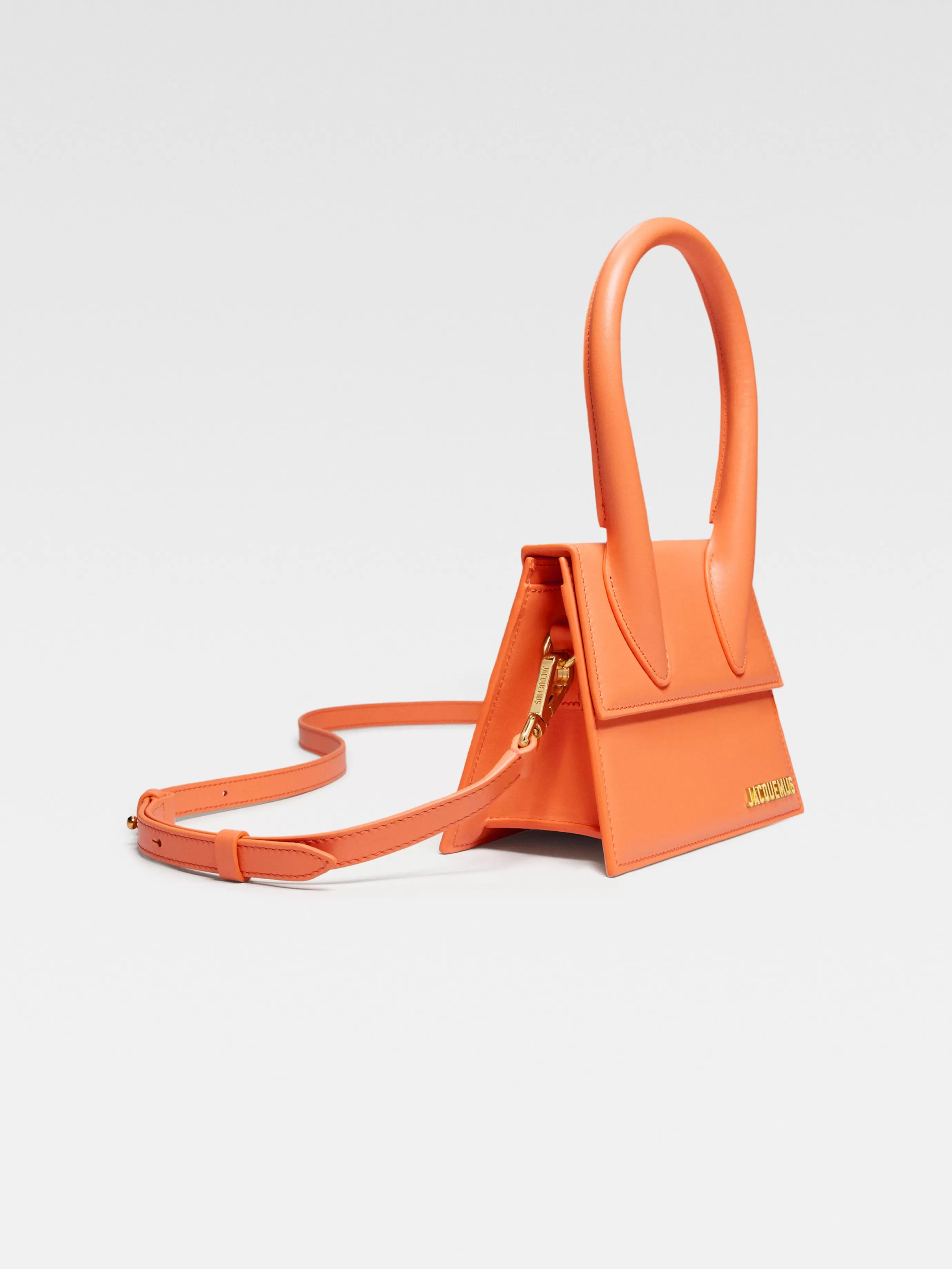 Jacquemus Le Chiquito moyen