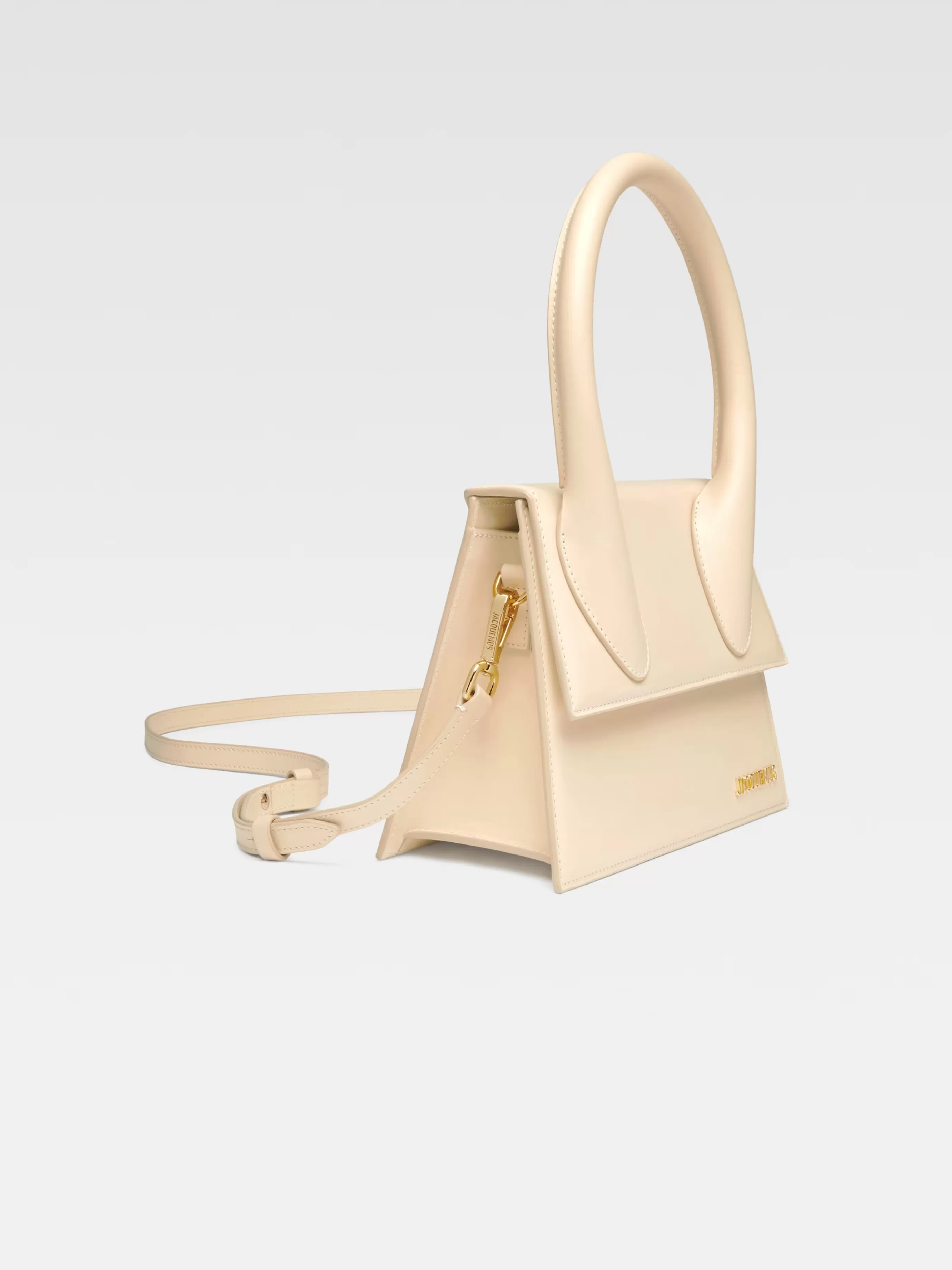 Jacquemus Le grand Chiquito