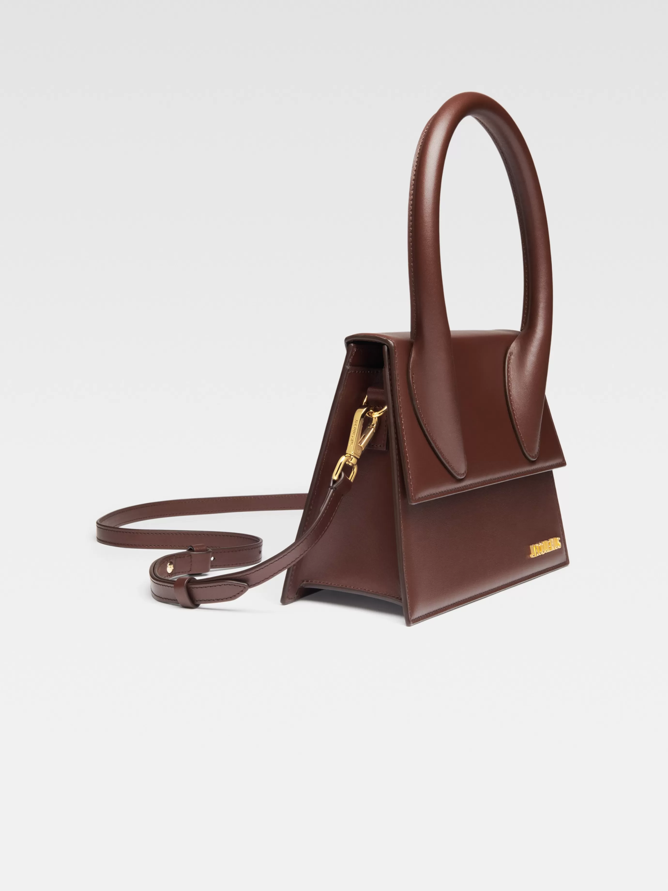 Jacquemus Le grand Chiquito