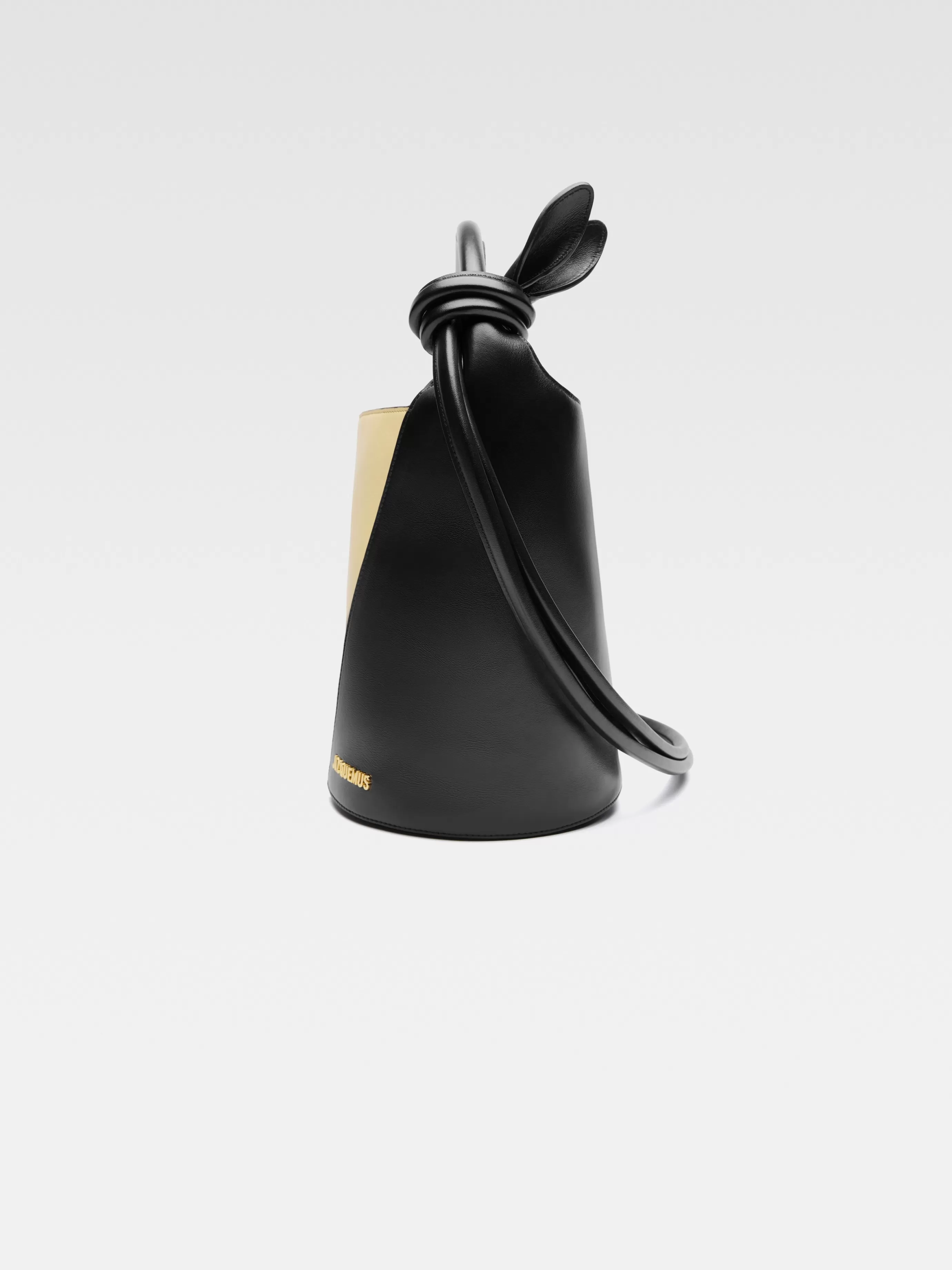 Jacquemus Le petit Tourni
